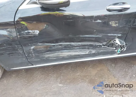 2017 Mercedes-Benz C 300 4Matic из США, поврежденный, VIN WDDWF4KBXHR280327